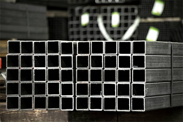 云龙Q355B<font style='color:red'>无缝方管</font>促销价格